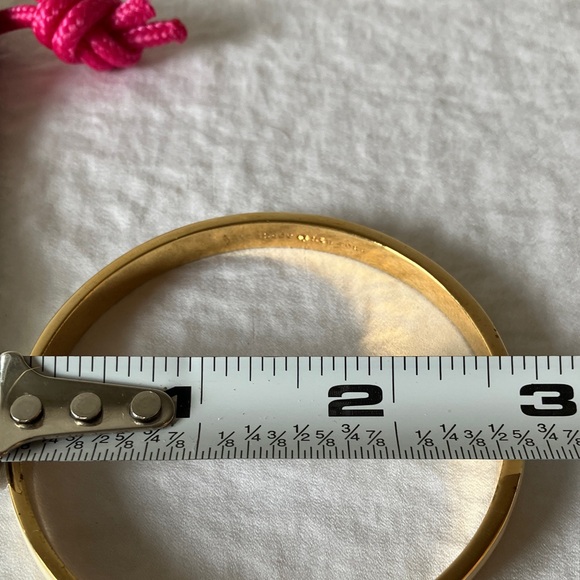Kate Spade: “Take a Bow” Cream & Gold Tone Bow Bracelet & Dust Bag - Picture 5 of 11
